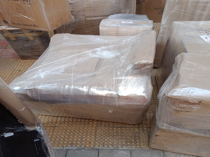 Packing and Moving Image